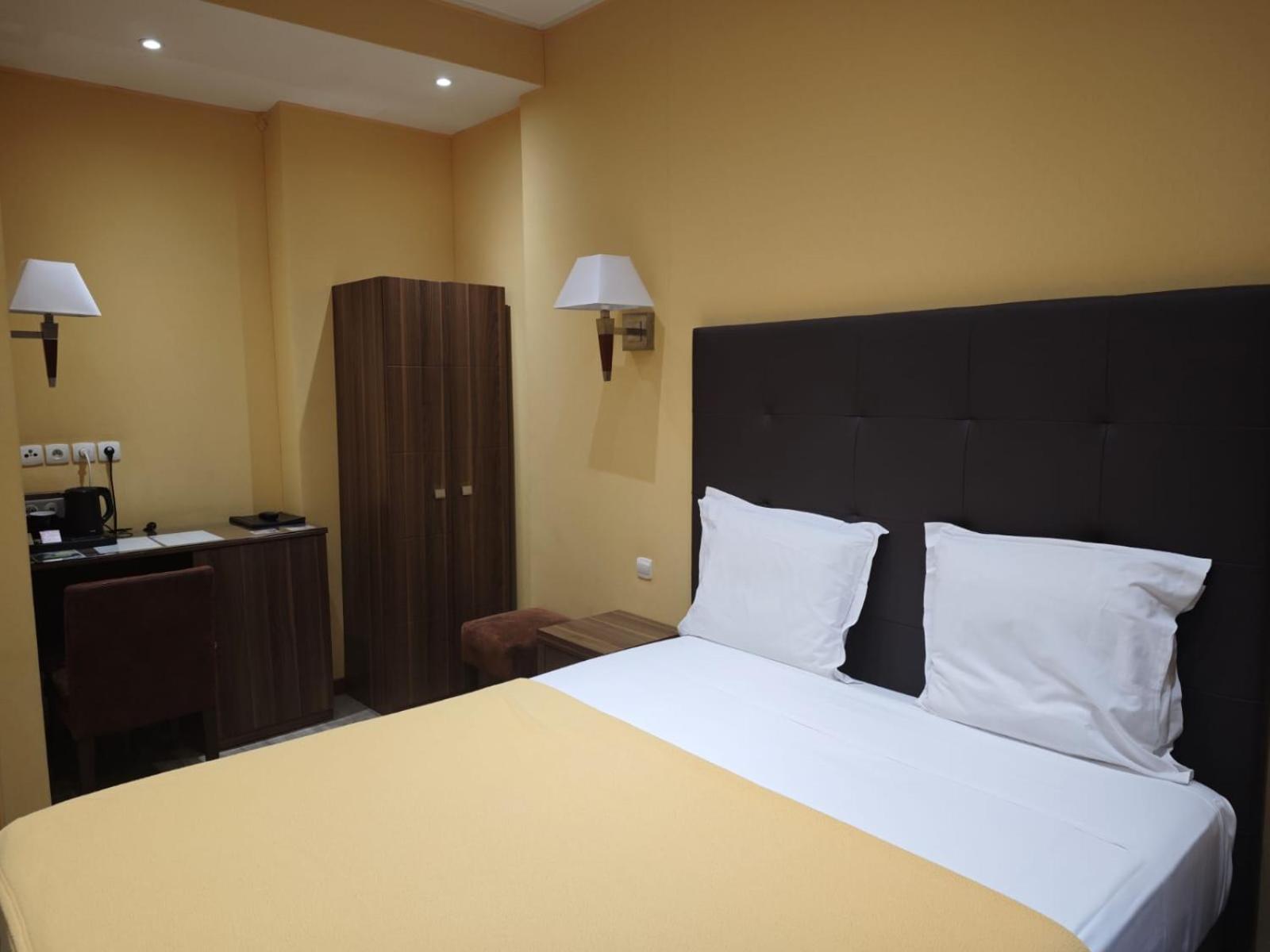 Hotel Capitole Beausoleil Εξωτερικό φωτογραφία